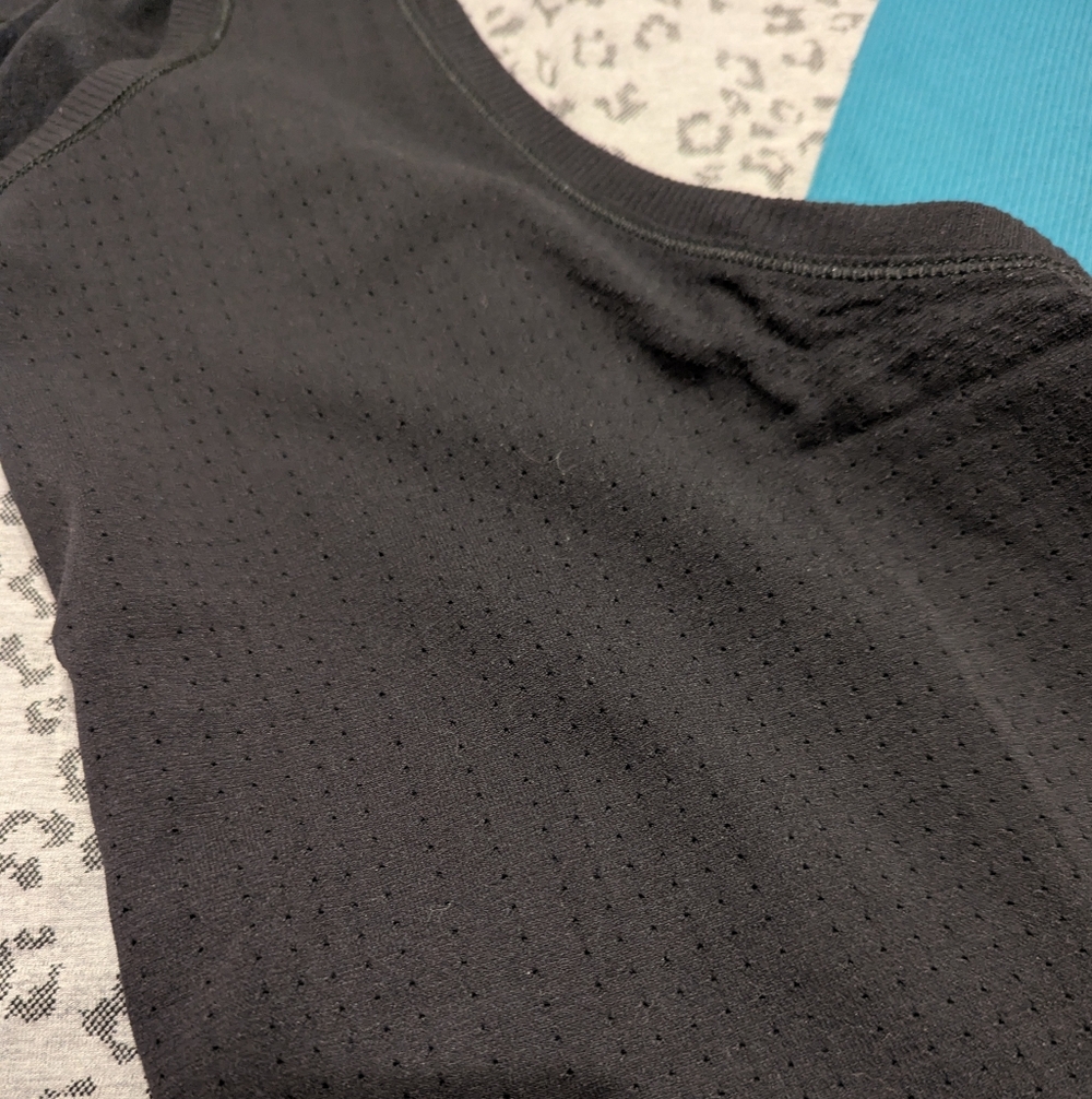 Athleta Tank Top Bundle Like New S M - Picture 4 of 8